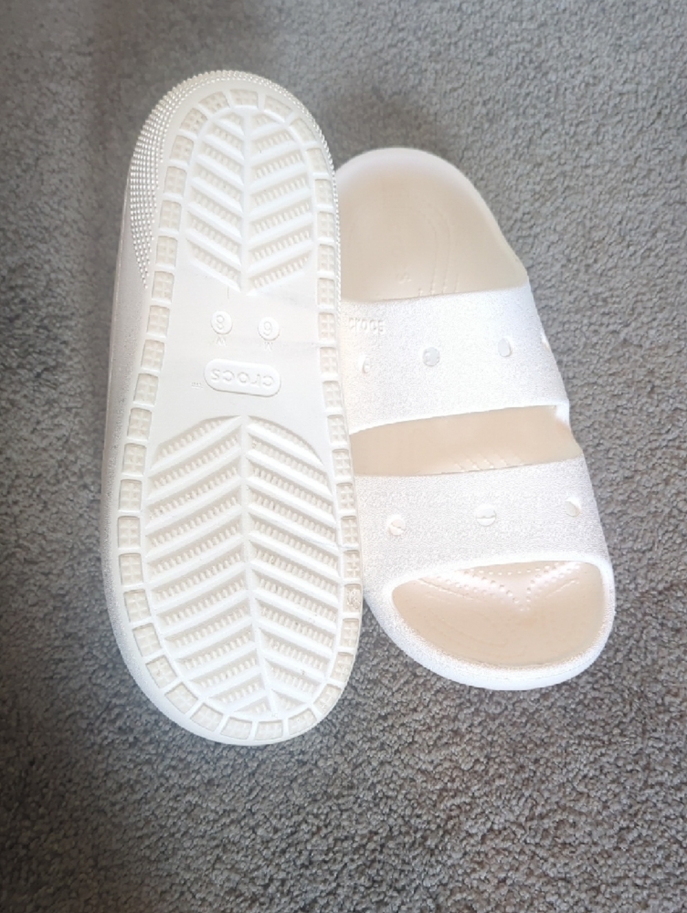 Crocs - Picture 2 of 2